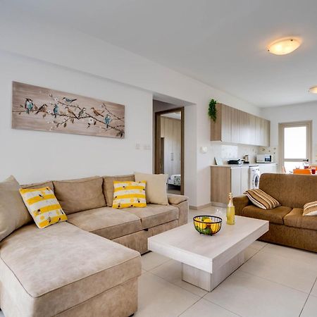 לרנקה Lemon Paradise City Centre 200M From Beach מראה חיצוני תמונה